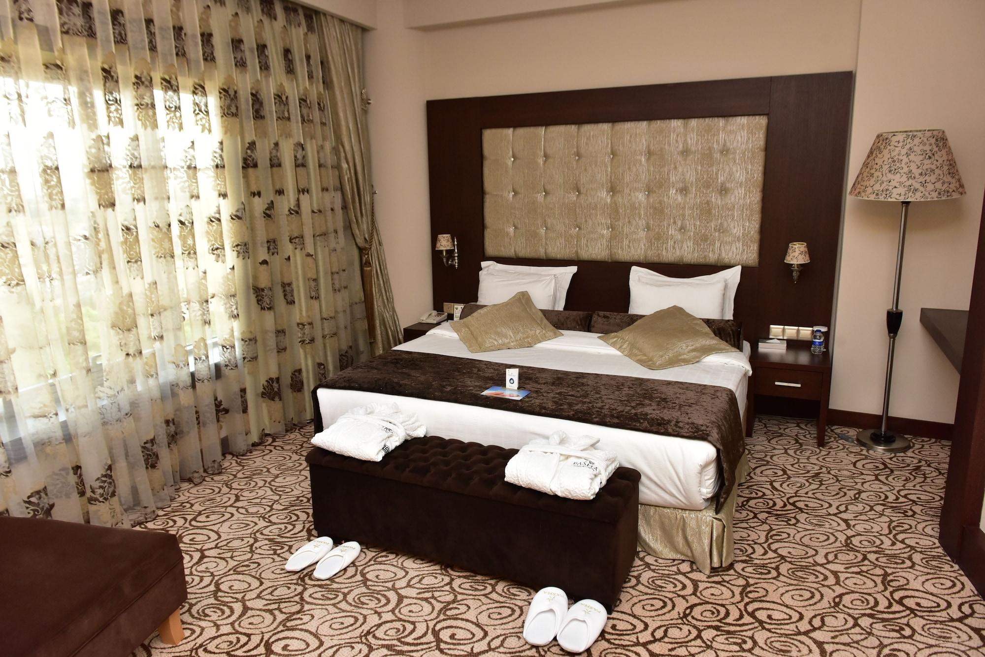 Grand Pasha Luxury Central Nicosia Hotel & Casino ภายนอก รูปภาพ
