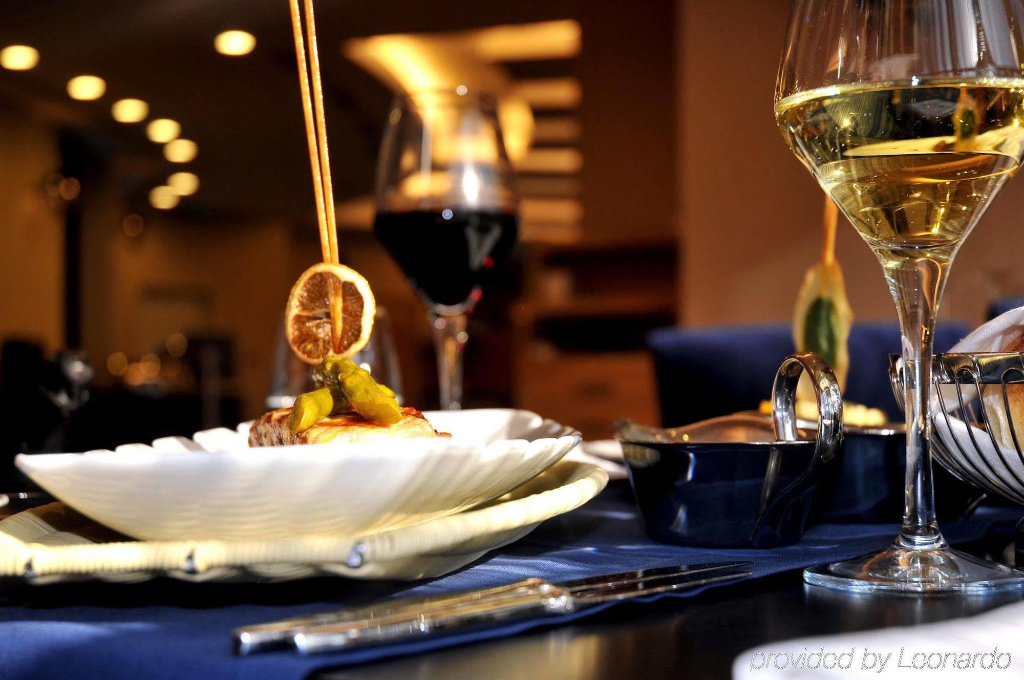 Grand Pasha Luxury Central Nicosia Hotel & Casino ร้านอาหาร รูปภาพ