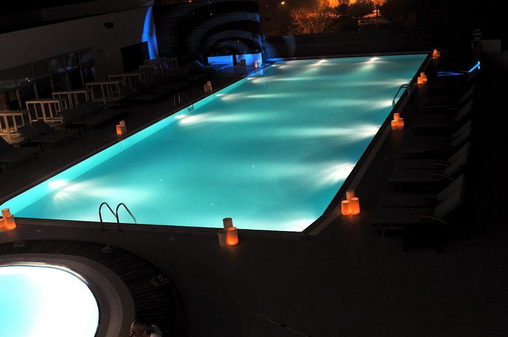 Grand Pasha Luxury Central Nicosia Hotel & Casino ภายนอก รูปภาพ