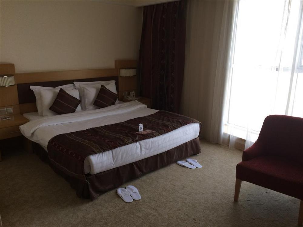 Grand Pasha Luxury Central Nicosia Hotel & Casino ห้อง รูปภาพ