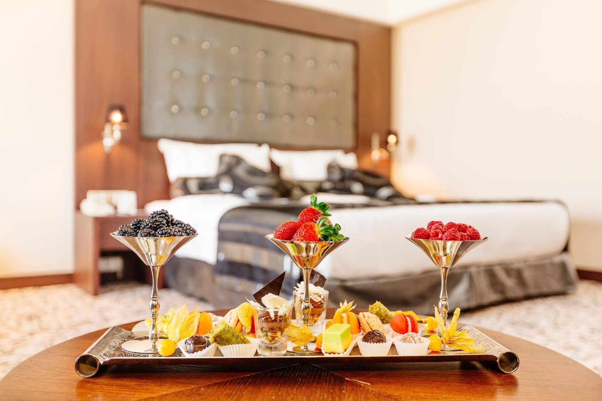 Grand Pasha Luxury Central Nicosia Hotel & Casino ภายนอก รูปภาพ