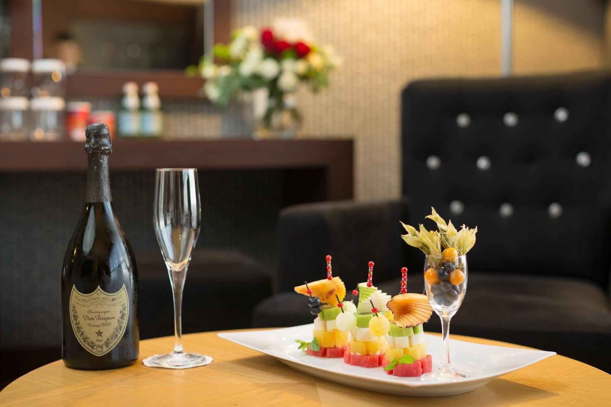 Grand Pasha Luxury Central Nicosia Hotel & Casino ภายนอก รูปภาพ