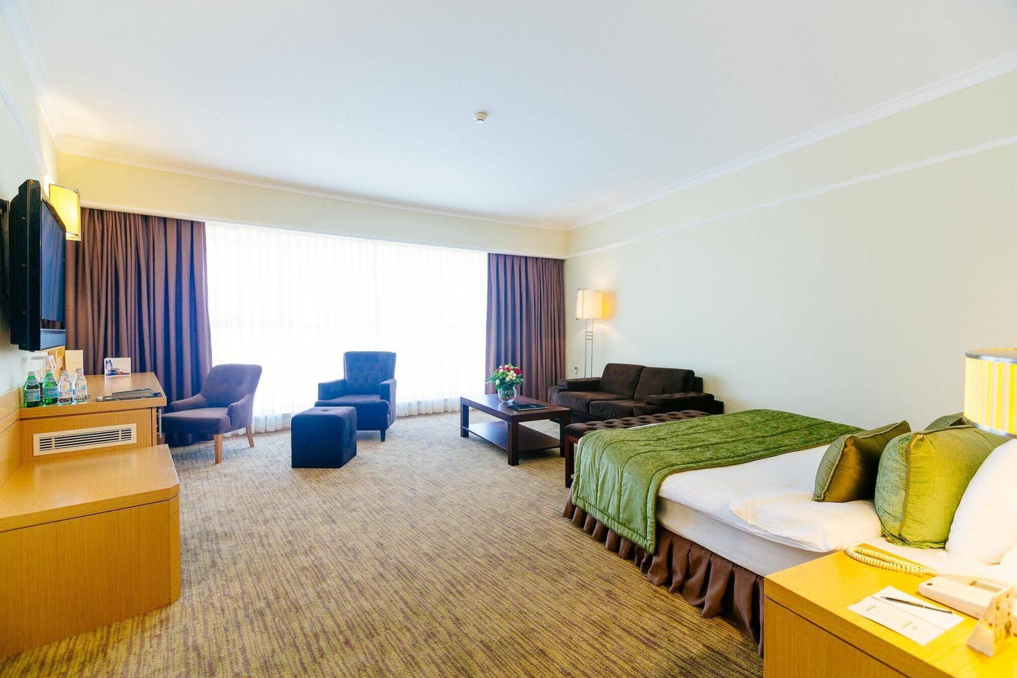 Grand Pasha Luxury Central Nicosia Hotel & Casino ภายนอก รูปภาพ