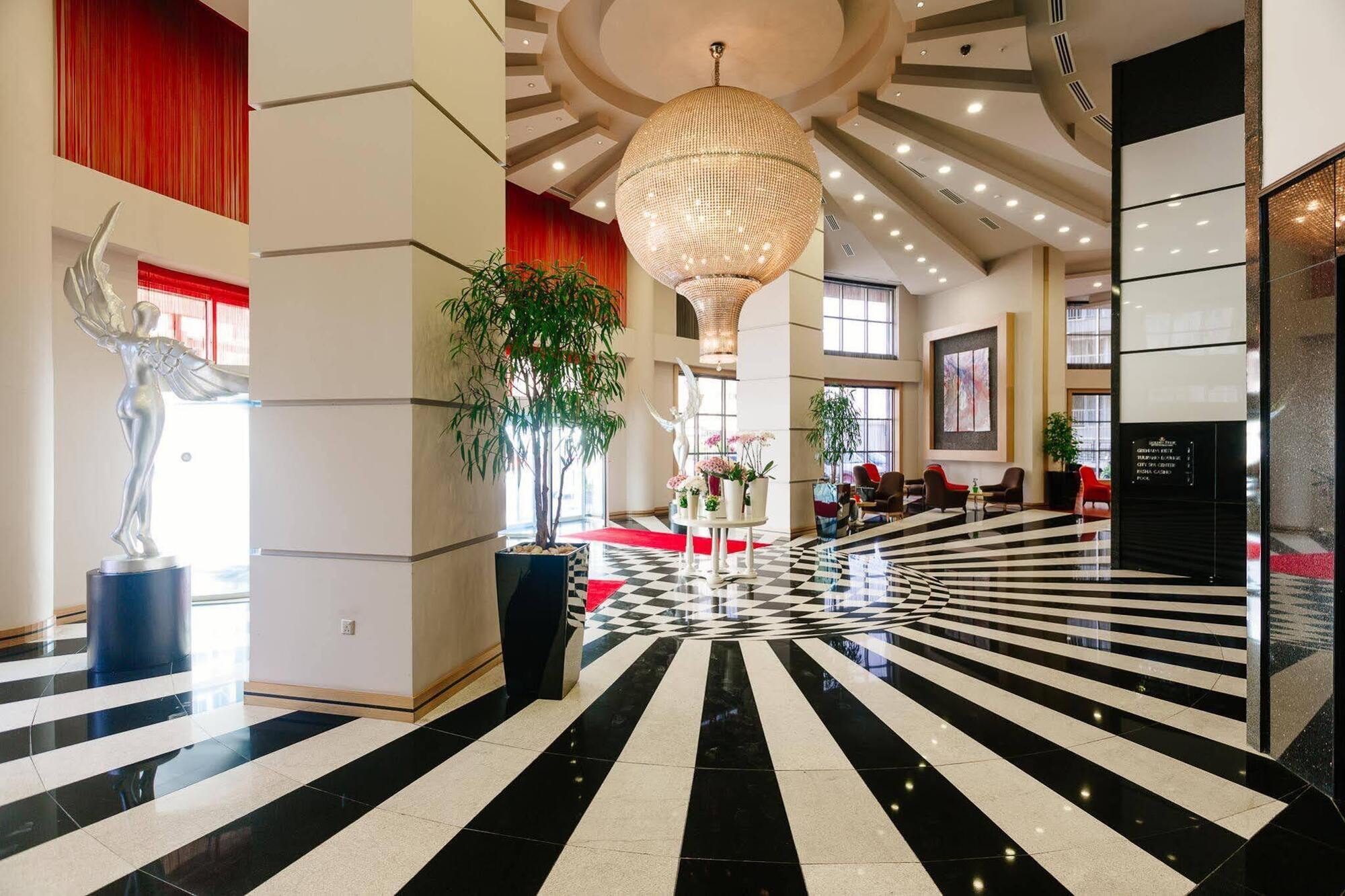 Grand Pasha Luxury Central Nicosia Hotel & Casino ภายนอก รูปภาพ
