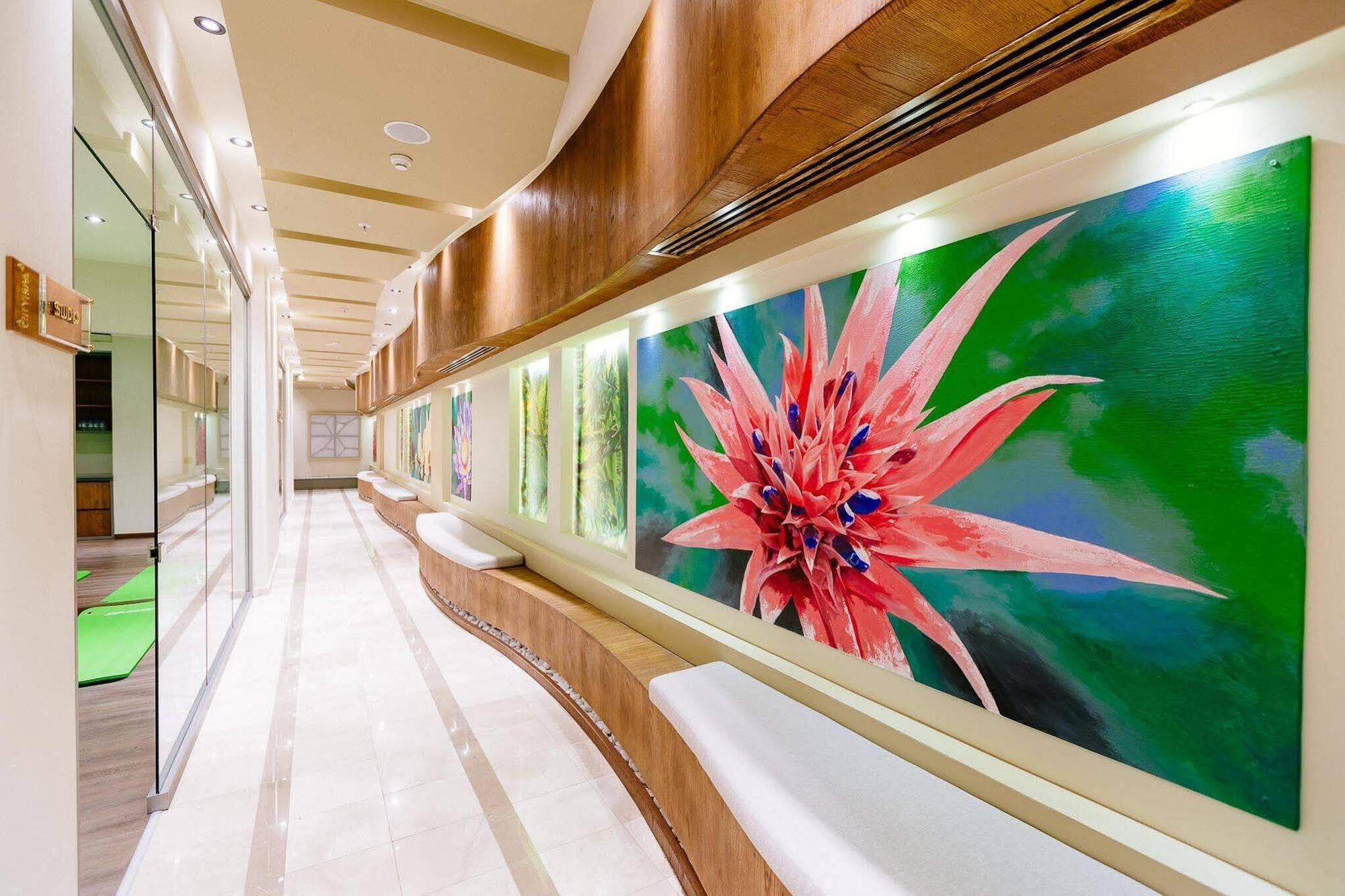 Grand Pasha Luxury Central Nicosia Hotel & Casino ภายนอก รูปภาพ