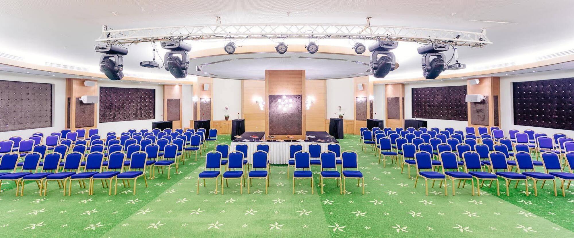Grand Pasha Luxury Central Nicosia Hotel & Casino ภายนอก รูปภาพ